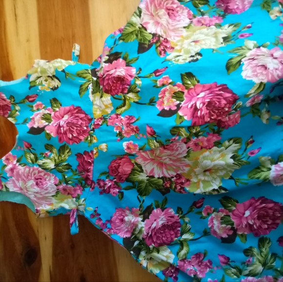 2 t bundle osh kosh bibs - Picture 2 of 3